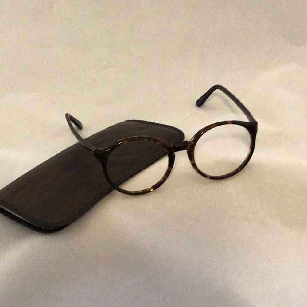 Eyeglasses